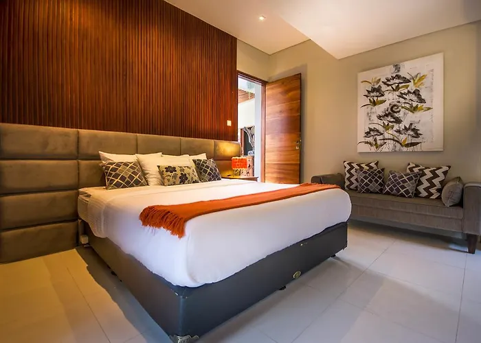 Elmina Bali Uluwatu